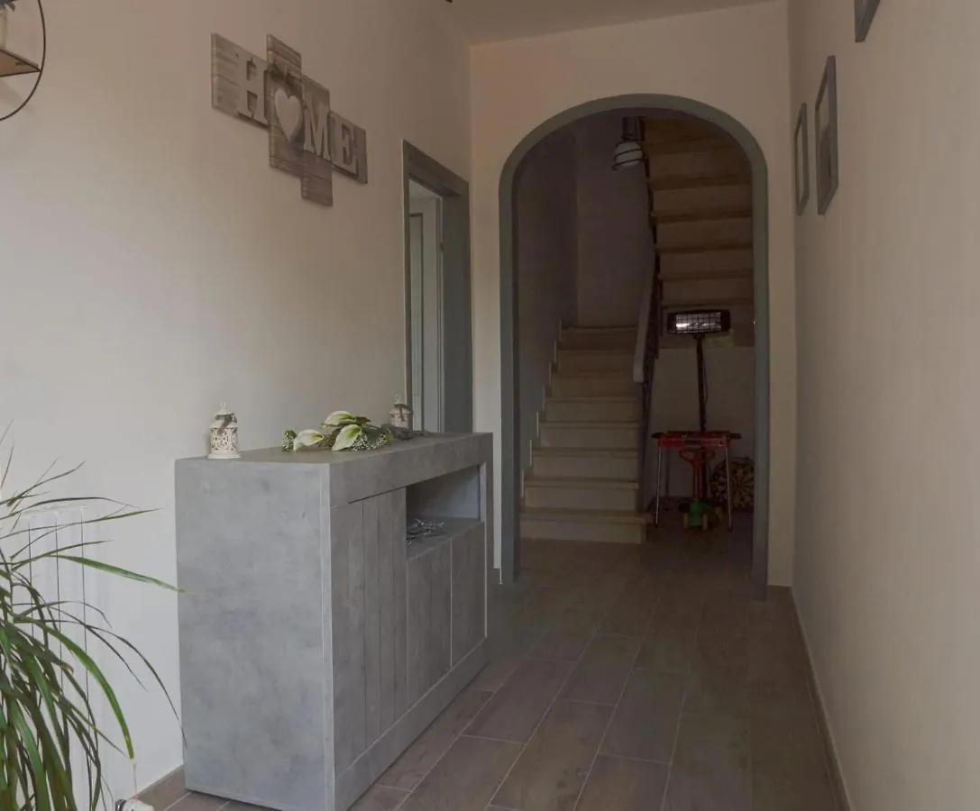 マッサローザ La Casina Fra Gli Oliviヴィラ 別荘